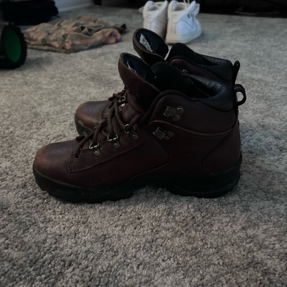 Nike Leather Hiking Boots – Brown, Size 9 US - Picture 4 of 7